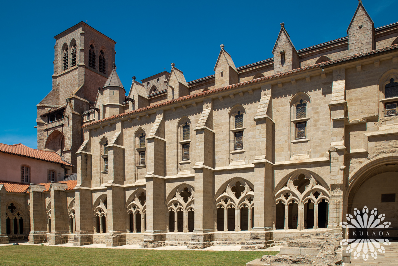 Opactwo w La Chaise-Dieu (fr. Abbaye de la Chaise-Dieu); Owernia-Rodan-Alpy, Francja.