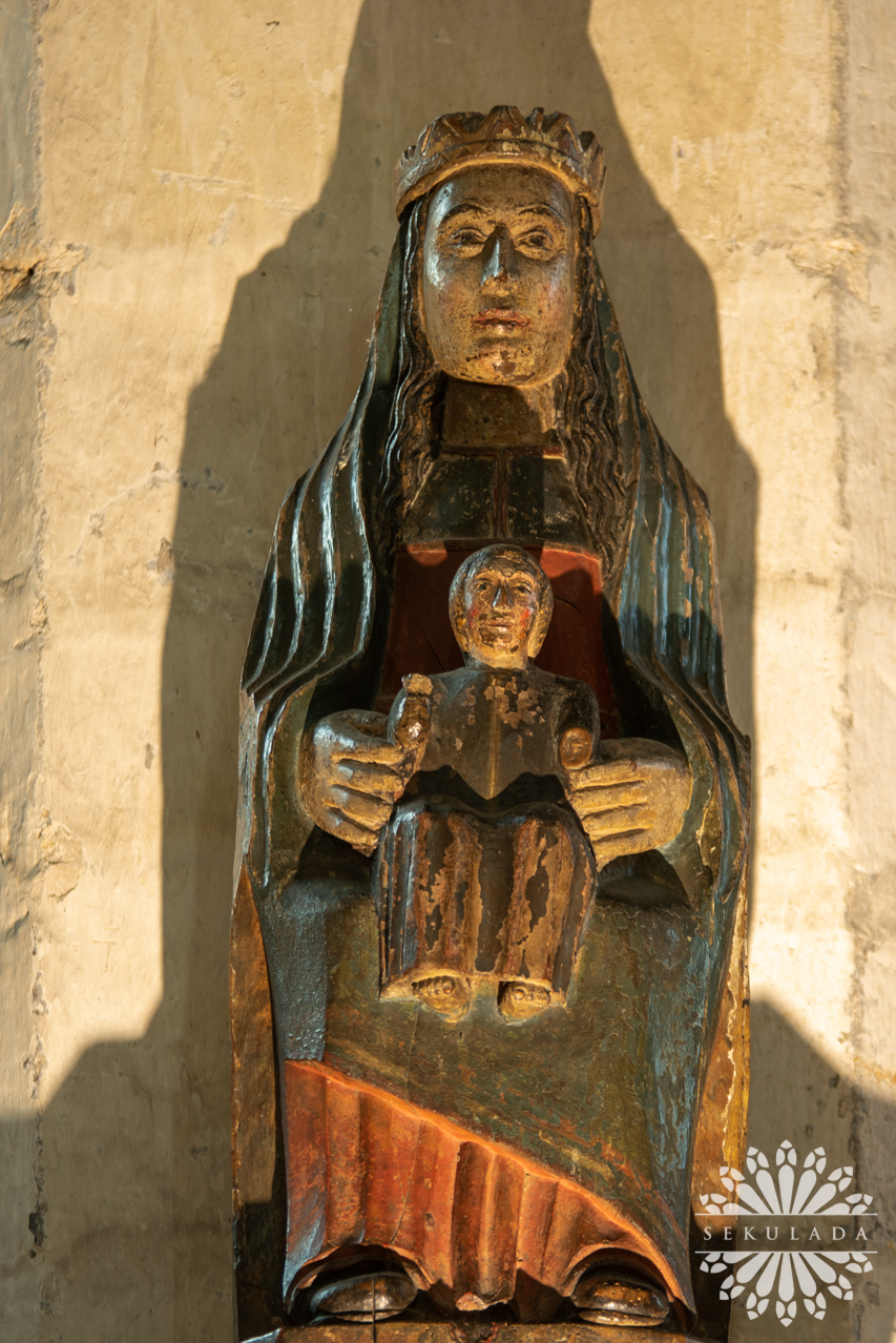 Najświętsza Maryja Panna z Dzieciątkiem Jezus w kościele opackim w La Chaise-Dieu (fr. Abbaye de la Chaise-Dieu); Owernia-Rodan-Alpy, Francja.