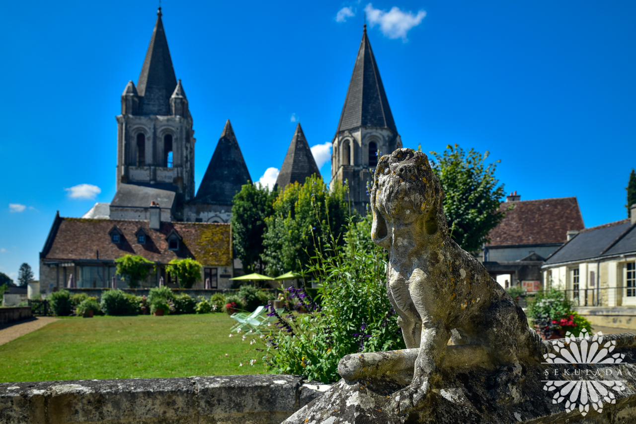 Kolegiata w Loches pw. św. Ursusa (fr. Collégiale Saint-Ours); Region Centralny-Dolina Loary, Francja.