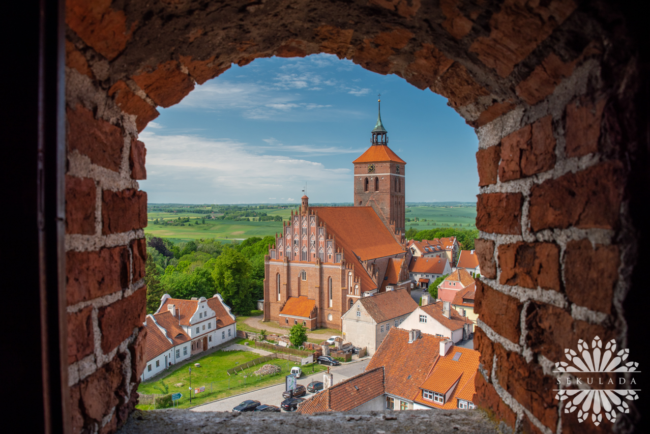 Kościół w Reszlu pw. Świętych Apostołów Piotra i Pawła; woj. warmińsko-mazurskie.