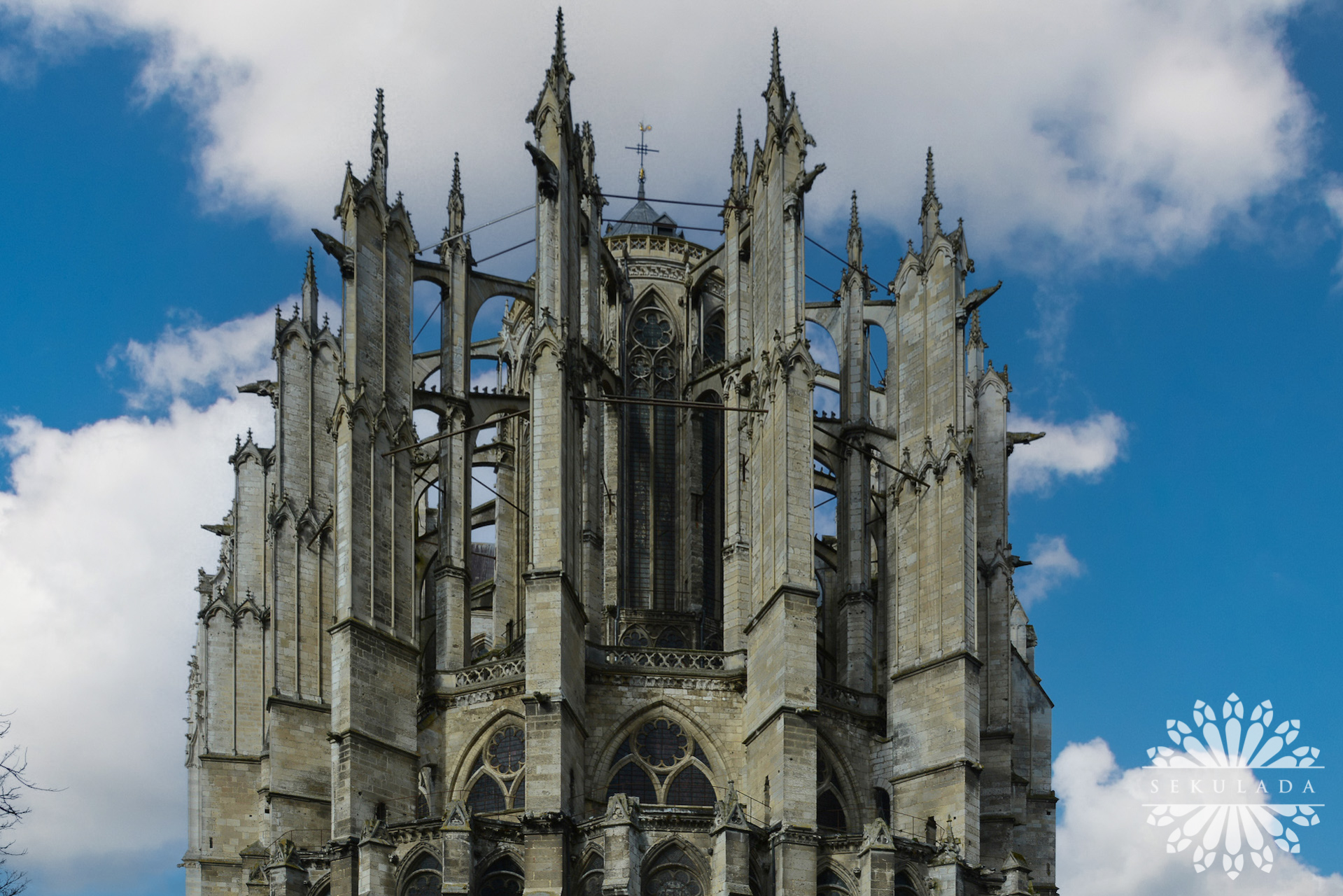 System przyporowy katedry św. Piotra w Beauvais (fr. Cathédrale Saint-Pierre de Beauvais); Hauts-de-France, Francja,