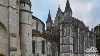 Kaplica Sainte Chapelle w Saint-Germer-de-Fly; Hauts-de-France, Francja.